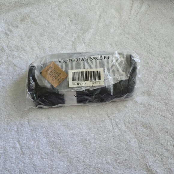 NWT VS Pink convertible backpack/fanny pack - Picture 3 of 4